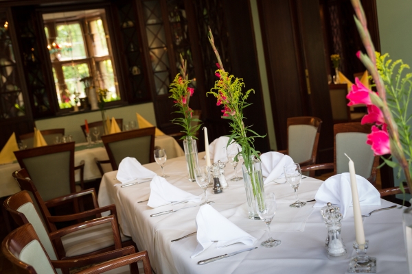 Unter den Linden Parkhotel (Halberstadt)